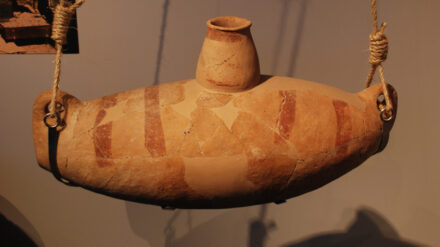 Mit solchen Krügen konnten die Menschen bereits in biblischer Zeit exakt messen.