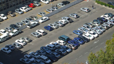 Zumindest unterirdische Parkplätze  in Tel Aviv-Jaffa sollen auch als Schutzräume zur Verfügung stehen.