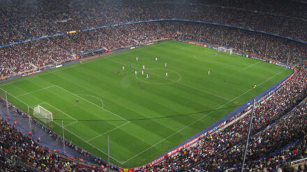Für den "Clásico" im Stadion "Camp Nou" haben nun auch drei Palästinenser eine Einladung vom FC Barcelona erhalten (Archivbild).