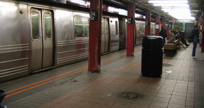 In der New Yorker U-Bahn forderten Plakate zu einer friedlichen Haltung gegenüber des Islam auf.