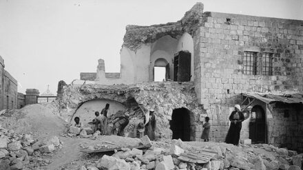 Der Ölberg nach dem Erdbeben von 1927 – aktuell üben die Israelis für den Ernstfall.