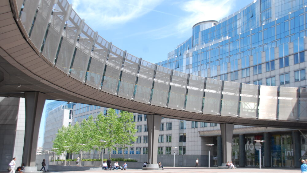 Die EU will Brücken schlagen zwischen Israelis und Iranern