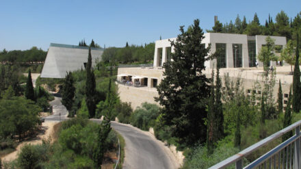 Yad Vashem: Französische Imame haben hier der Holocaustopfer gedacht.