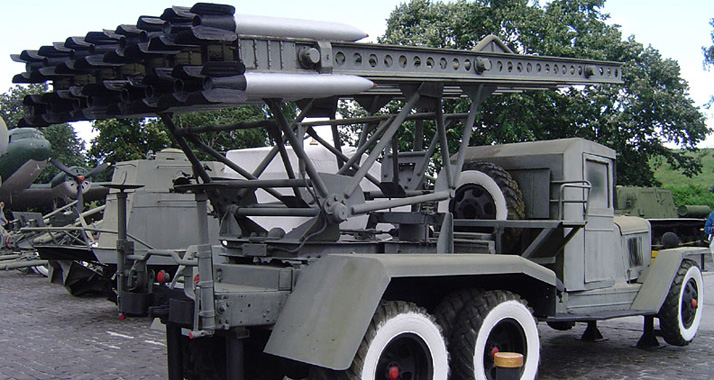 Raketen des Typs Katjuscha, die auf Israel gerichtet waren, wurden von libanesischen Militär-Experten demontiert.