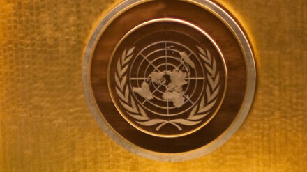 Unter dem Emblem der UN im Saal der Vollversammlung soll am Donnerstag die Abstimmung stattfinden.