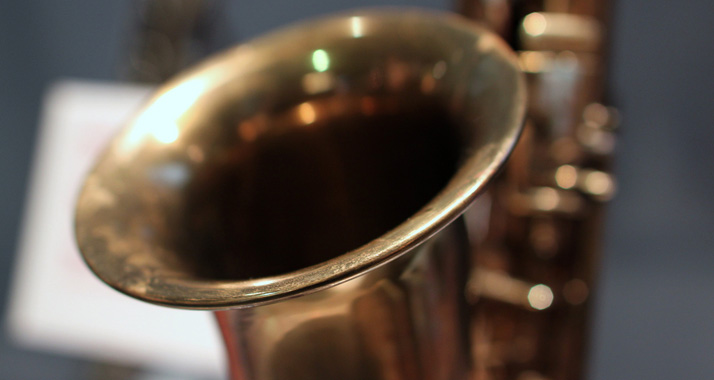 Das Saxophon darf bei der Jazz-Musik des Ofri Ivzori Jazz Quartetts nicht fehlen.