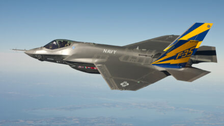 Kampfflugzeug vom Typ F-35 der US Navy: Ab 2016 verfügt auch Israel über die modernen Jets.