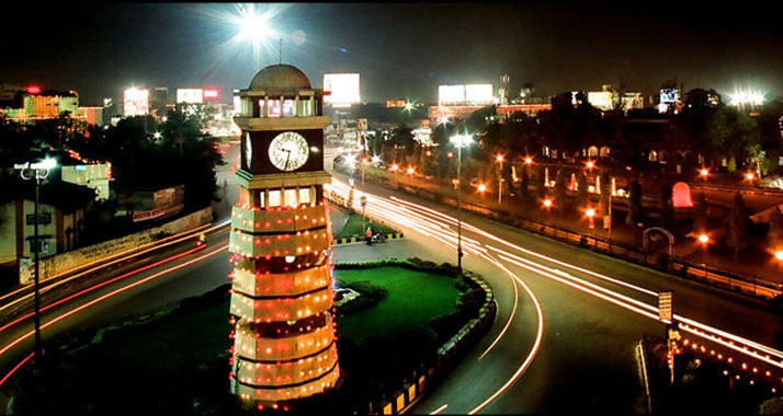 In der indischen Stadt Raipur beginnt die israelische Delegation mit ihren Untersuchungen.