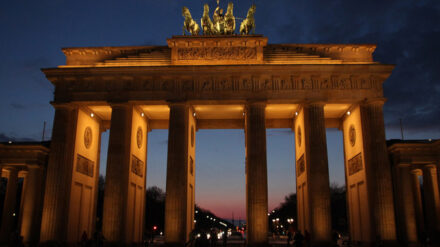 Auch am Brandburger Tor wird Chanukka gefeiert.