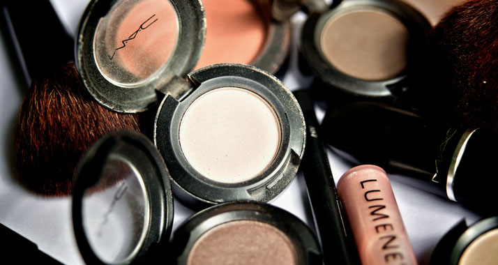 Bei Kosmetikprodukten, wie zum Beispiel Make-up, dürfen in Zukunft keine Tierversuche mehr im Spiel sein.