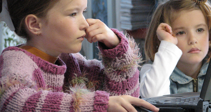Lernen am PC – an hundert israelischen Schulen wird das bald Alltag sein.