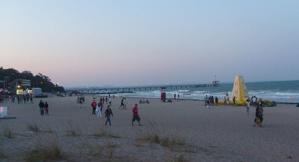 Laut Ermittlungen steht die Hisbollah hinter dem Angriff auf israelische Touristen in Burgas. Politiker fordern nun, Maßnahmen gegen sie zu ergreifen.