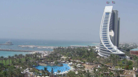 Medien spekulieren über eine Beteiligung von "Mr. X" an dem Mord an einem Hamas-Waffenhändler in Dubai.