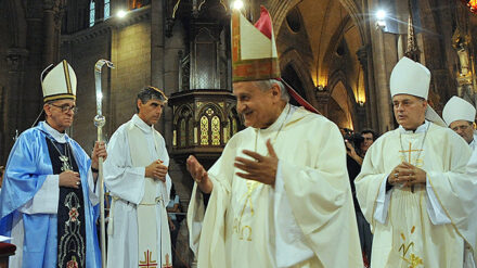 Netanjahu und die israelischen Oberrabbiner hoffen auf gute Beziehungen zum neuen Papst (l., bei einer Messe 2008).