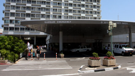 Im Rambam-Krankenhaus in Haifa erhalten zwei verwundete Syrer medizinische Versorgung.