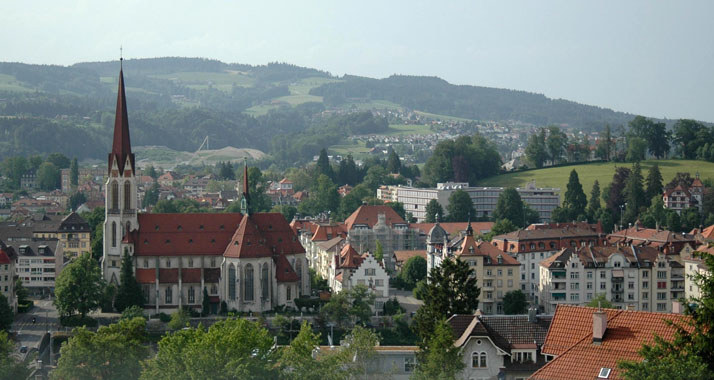 In St. Gallen muss ein Sektionsleiter seinen Posten wegen einer als rassistisch eingestuften E-Mail räumen.