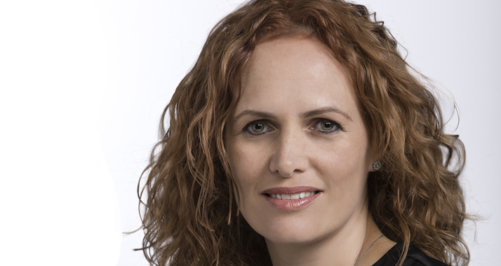 Die israelische Abgeordnete Jifat Kariv setzt sich für Holocaust-Überlebende ein.