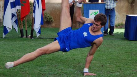 Schatilov in Aktion – der 26-Jährige belegte bei der Turn-EM am Boden den ersten Platz. (Archivbild)