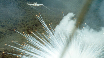 Phosphorbomben will die israelische Armee in bewaffneten Auseinandersetzungen nicht mehr verwenden.