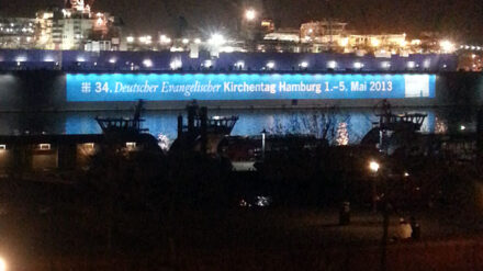 Der Kirchentag in Hamburg bietet auf dem "Markt der Möglichkeiten" auch Raum für eine pro-palästinensische Ausstellung.