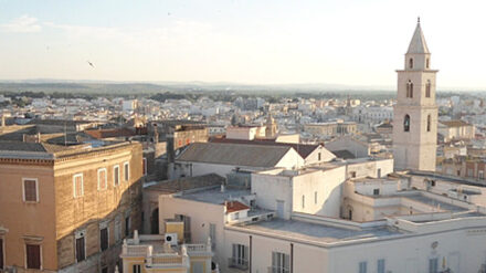 In der süditalienischen Stadt Andria betreibt der mutmaßliche Kopf der Terrorzelle ein Callcenter.