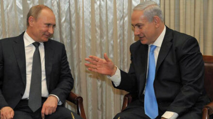 Netanjahu konnte Putin (l.) nicht davon überzeugen, die geplante Waffenlieferung für Syrien abzusagen. (Archivbild)