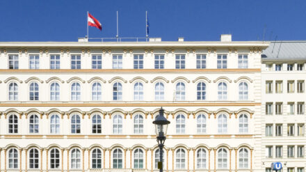 Das österreichische Außenministerium in Wien - hier wurde die Entscheidung zum Abzug getroffen