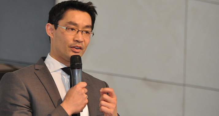 Philipp Rösler will sich einen persönlichen Eindruck von israelischen Internet-Firmen verschaffen.