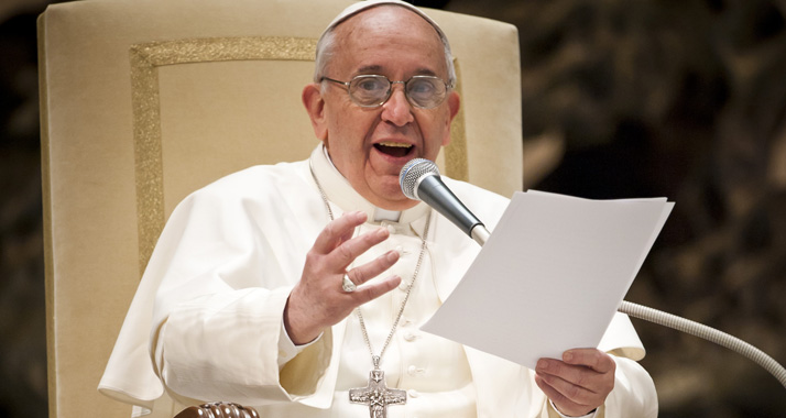 Antisemitismus und christlicher Glaube passen laut Papst Franziskus nicht zusammen.