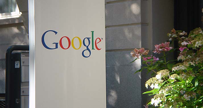 Im Google-Büro in Zürich werden die Stipendien übergeben.