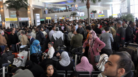 Am internationalen Flughafen in Kairo (Archivbild) sitzen zahlreiche Palästinenser aus Gaza fest.