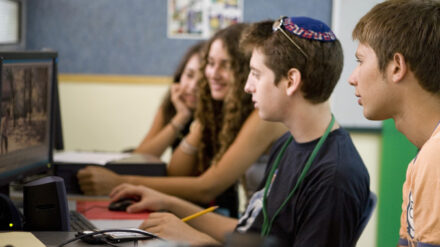 Im israelischen Brisabane stellten die Jugendlichen ihr Computerwissen unter Beweis. (Archivbild)