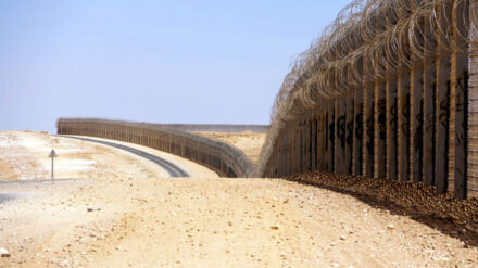 An der ägyptisch-israelischen Grenze ist es zu mehreren gewaltsamen Zwischenfällen gekommen.
