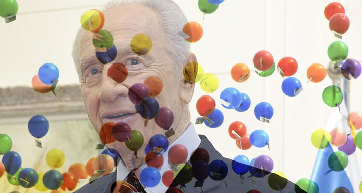 Peres ist am 2. August 90 Jahre alt geworden.