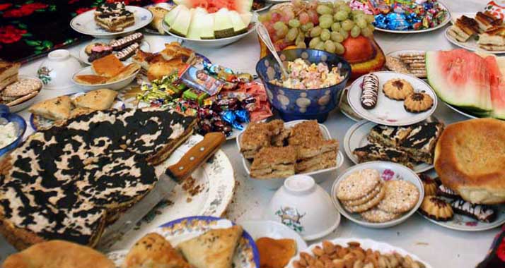 Zum Ende des Ramadan wird groß gefeiert. Gutes Essen darf da natürlich nicht fehlen.