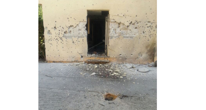 Spuren der Verwüstung: In einem Erholungsheim für Holocaust-Überlebende ist eine Rakete eingeschlagen.