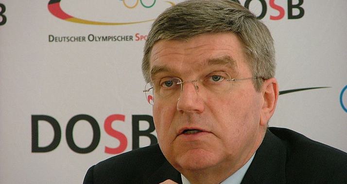 Thomas Bach, neuer Präsident des IOC, steht wegen eines weiteren Amts in der Kritik.