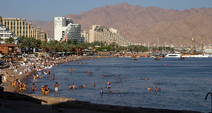 Eines der beliebtesten Urlaubsziele in Israel ist Eilat am Roten Meer.