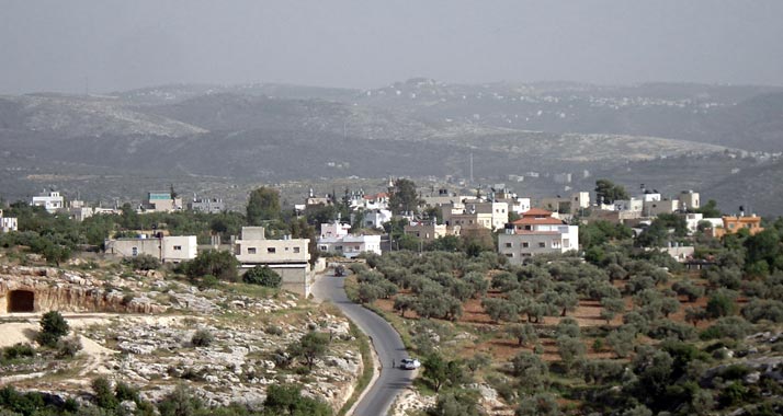 Nahe dem palästinensischen Dorf Bil'in hat die israelische Armee einen palästinensischen Terrorverdächtigen getötet.