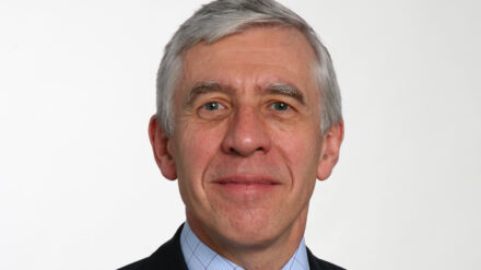 Laut Jack Straw behindern Deutsche und Amerikaner den Friedensprozess im Nahen Osten.