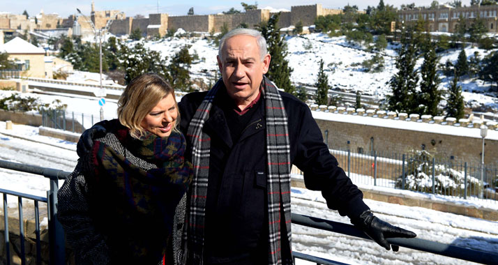 Steht wegen hoher Lebenshaltungskosten immer wieder in der Kritik: das Ehepaar Netanjahu