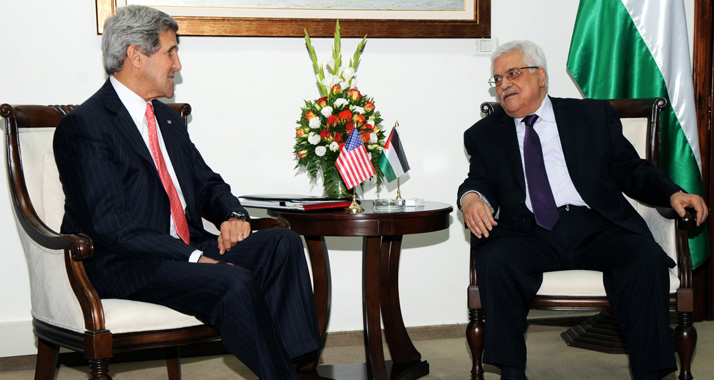 John Kerry hat sich bei seinem neunten Besuch in Israel und den Palästinensergebieten in diesem Jahr zuerst mit Abbas getroffen. (Archivbild)