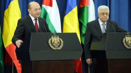 Für zwei Staaten: Der rumänische Präsident Basescu (l.) und Abbas am Dienstag in Ramallah