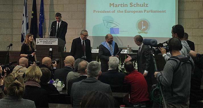 EU-Parlamentspräsident Martin Schulz hat die Ehrendoktorwürde der Hebräischen Universität erhalten.