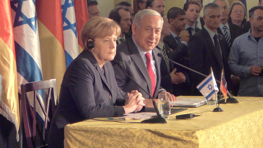 "Vertrauensvolle Beziehung": Merkel und Netanjahu wollen die Beziehungen zwischen Deutschland und Israel vertiefen.