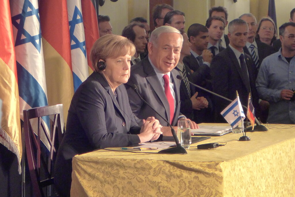 "Vertrauensvolle Beziehung": Merkel und Netanjahu wollen die Beziehungen zwischen Deutschland und Israel vertiefen.