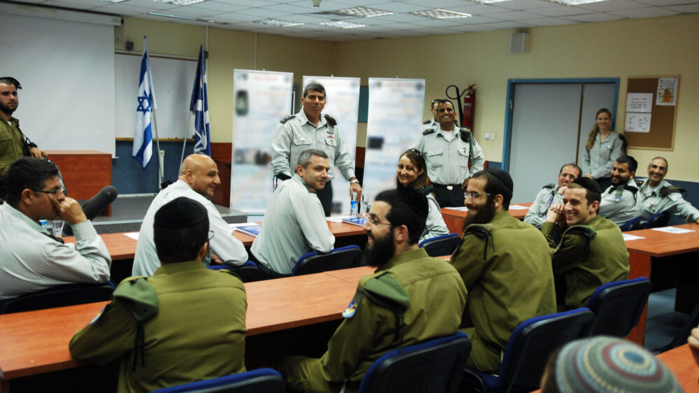 Strenggläubige Juden sind in Israel nicht mehr vom Wehrdienst befreit.