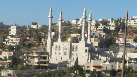 Die neue Moschee in Abu Gosch soll für Frieden und Toleranz stehen.