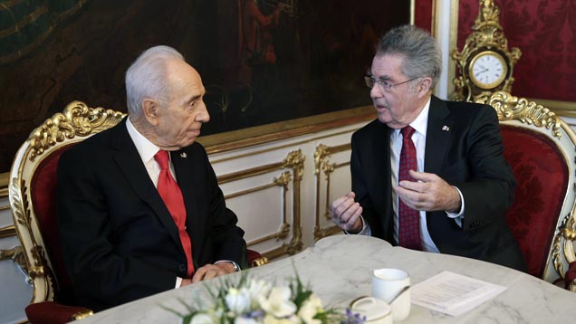 Mit Österreichs Bundespräsidenten Heinz Fischer sprach Schimon Peres unter anderem über das Thema Iran.
