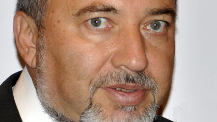 Führt laut eigenen Aussagen geheime Gespräche mit arabischen Staaten: Außenminister Lieberman